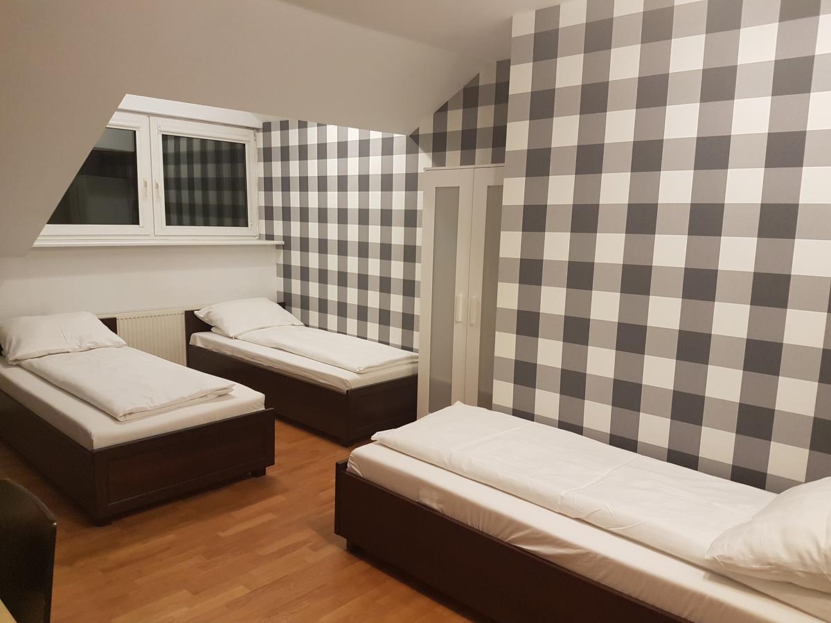 Duszka Hostel Варшава Екстер'єр фото