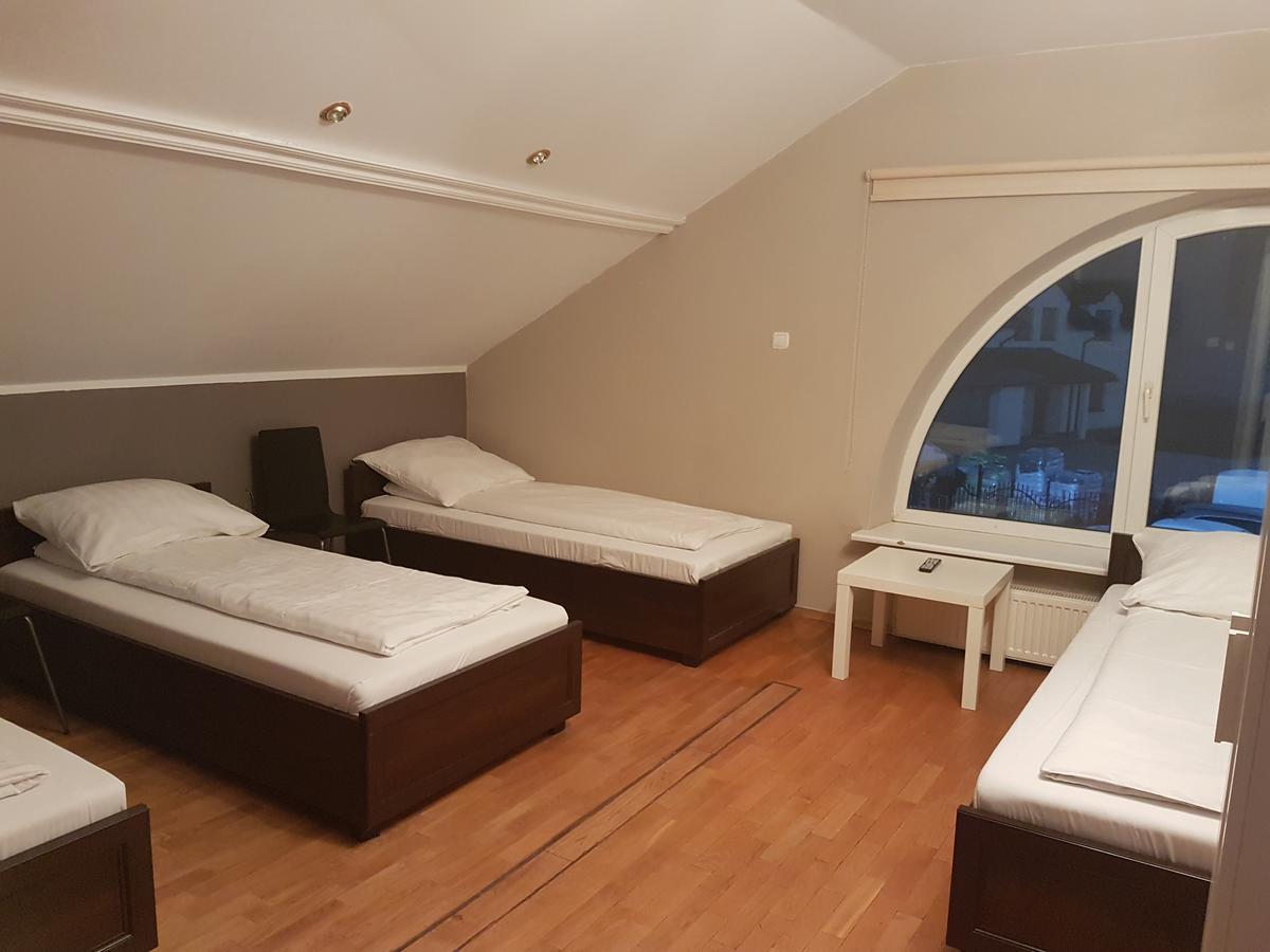 Duszka Hostel Варшава Екстер'єр фото